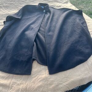 Preston & York Black Fleece One Button Cape One Size Fits All